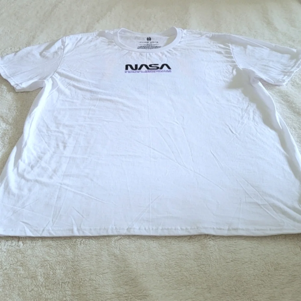 Hyper Space🌌 NASA🚀 Graphic Tee👕 - NWOT